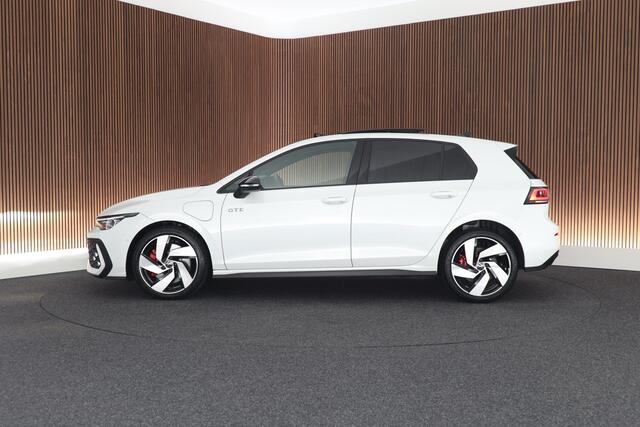 Volkswagen GOLF 1.5 272pk eHybrid GTE Black Style Trekhaak Camera Leder Memory HUD Keyless Stoelventilatie Navigatie