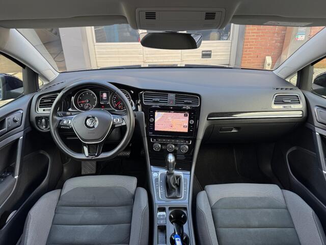 Volkswagen GOLF 1.5 TSI HIGHLINE Clima+LED+Trekaak+Navi+Carplay