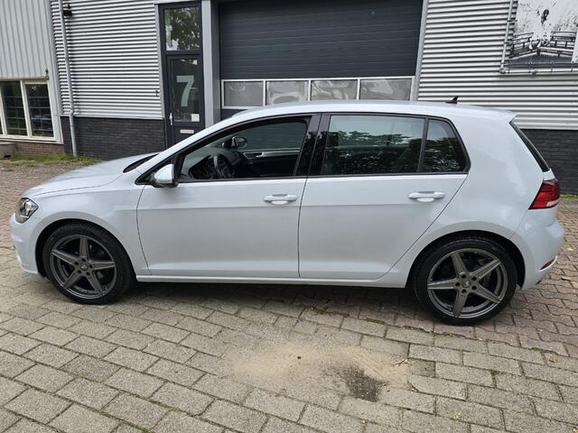 Volkswagen GOLF 1.0TSI COMFORTLINE DSG