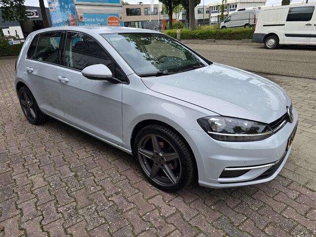 Volkswagen GOLF 1.0TSI COMFORTLINE DSG