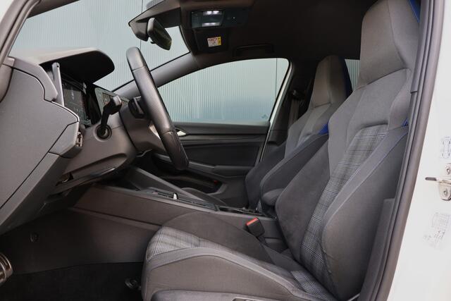 Volkswagen GOLF 1.4 eHybrid GTE 245pk | Stoelverwarming | Camera | LED Plus | Active Info Display | Draadloze lader