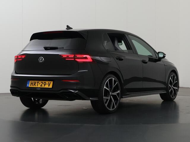 Volkswagen GOLF 1.5 eTSI R-Line | Panoramadak | Stoel/Stuurverwarming | IQ Light | Achteruitrijcamera |