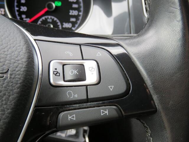 Volkswagen GOLF 1.4 TSI DSG-aut. Comfortline Business. / Carplay-android auto / Trekhaak / Clima / BOVAG garantie