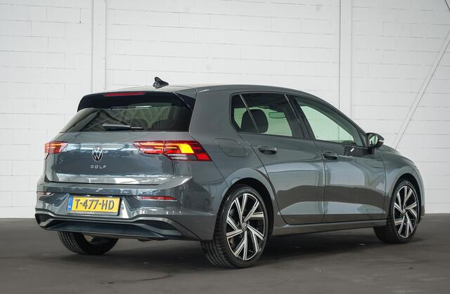 Volkswagen GOLF 1.0 eTSI Life | Memory | Keyless | Stoelverwarming | 18" Velgen | LED Plus