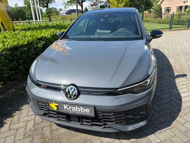 Volkswagen GOLF 2.0 TSI 195 kW Pano / IQ Light / HenK / DCC / Keyless