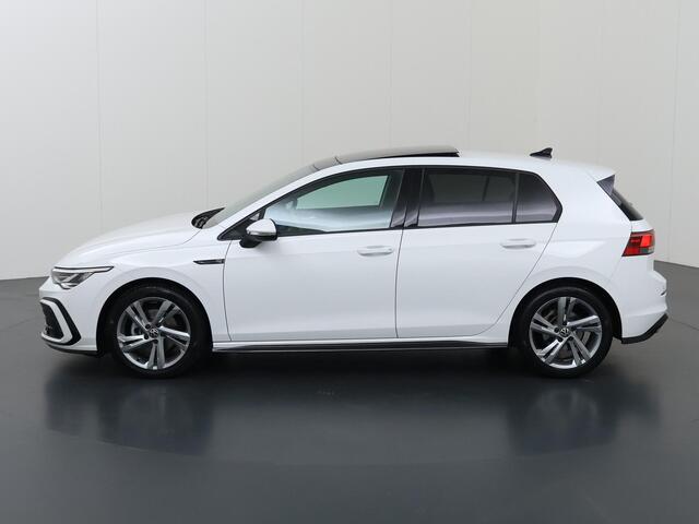 Volkswagen GOLF 1.5 eTSI R-Line Business+ | Panoramadak | Stoel/Stuurverwarming | Trekhaak | R-Line In/Exterieur |