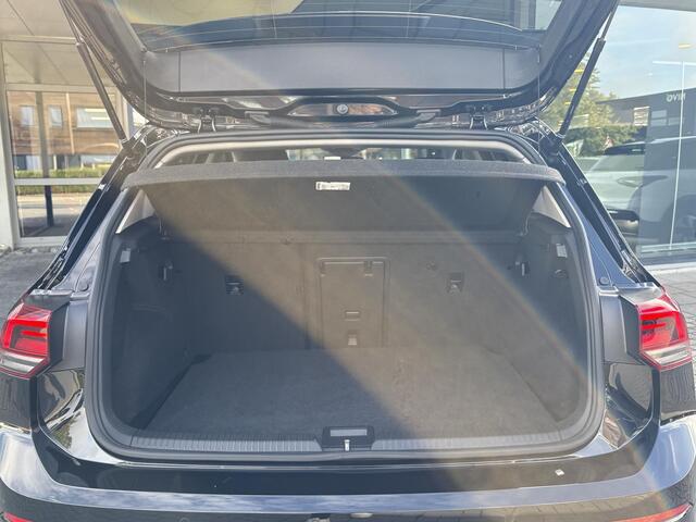 Volkswagen GOLF 1.0 TSI Life | Virtual Cockpit | PDC V+A | Privacy Glass | Adaptive Cruise | Carplay | Reservewiel |