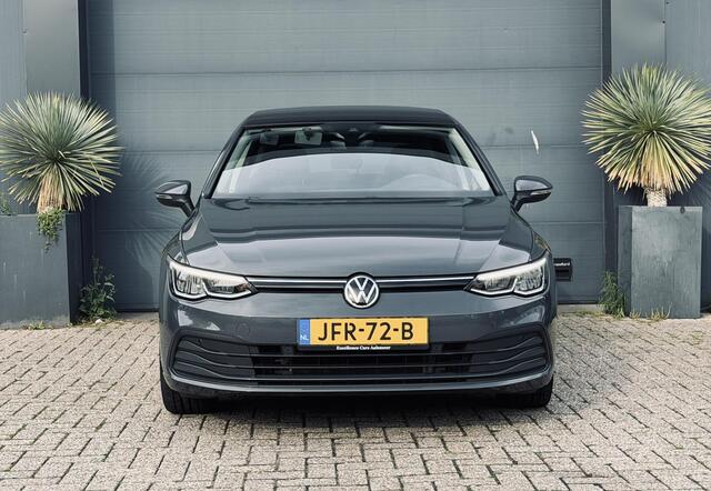 Volkswagen GOLF 1.0 TSI Life Pano/Navi/
