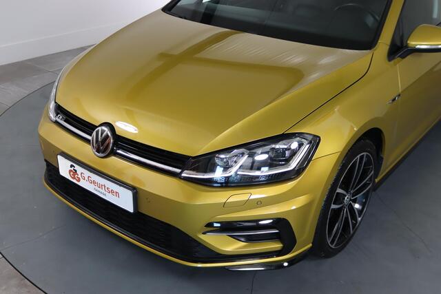 Volkswagen GOLF 1.4 TSI Highline R-Line Trekhaak, Massage, Apple Carplay/Android Auto, ACC, LED,