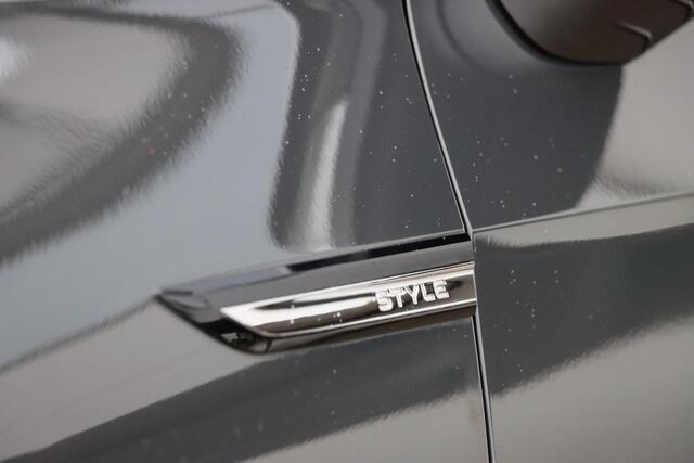 Volkswagen GOLF 1.5 eTSI Style 150pk DSG7
