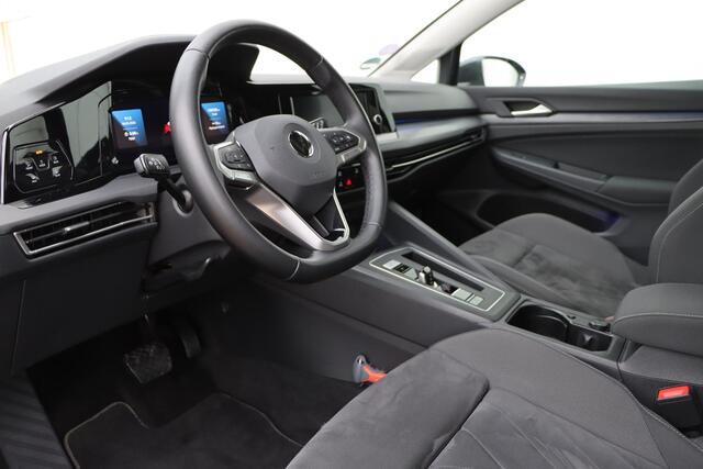 Volkswagen GOLF 1.5 eTSI Style 150pk DSG7