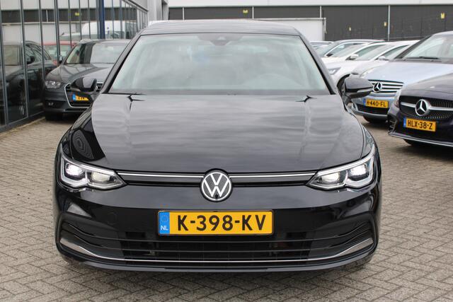 Volkswagen GOLF 1.5 eTSI Style PANORAMADAK MEMORY ACC SFEER CARPLAY