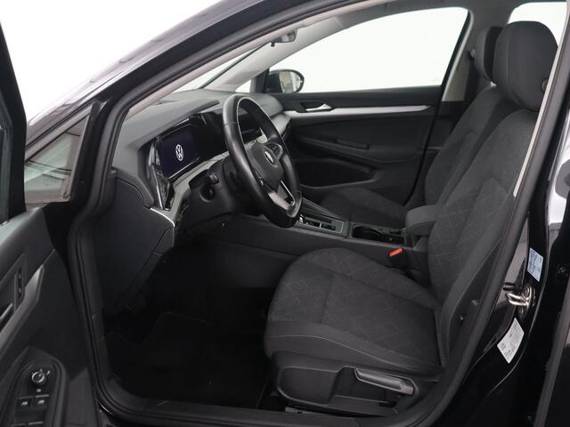 Volkswagen GOLF 1.0 eTSI Life | Automaat | Navigatie | Trekhaak | Adapt. Cruise | LED |