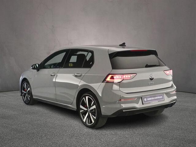 Volkswagen GOLF 1.5 eHybrid GTE 272pk DSG Automaat, Adaptive cruise control, Stoelverwarming, Stuurverwarming, Head up display, 360 camera, Parkeersensoren, Dodehoeksensoren, Navigatie, App-connect, Matrix LED koplampen