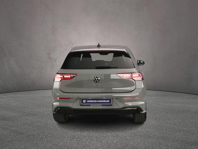 Volkswagen GOLF 1.5 eHybrid GTE 272pk DSG Automaat, Adaptive cruise control, Stoelverwarming, Stuurverwarming, Head up display, 360 camera, Parkeersensoren, Dodehoeksensoren, Navigatie, App-connect, Matrix LED koplampen