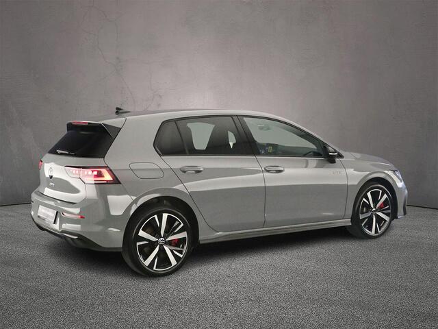 Volkswagen GOLF 1.5 eHybrid GTE 272pk DSG Automaat, Adaptive cruise control, Stoelverwarming, Stuurverwarming, Head up display, 360 camera, Parkeersensoren, Dodehoeksensoren, Navigatie, App-connect, Matrix LED koplampen