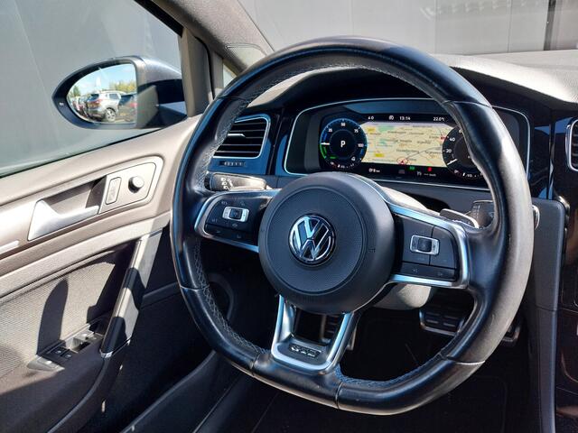 Volkswagen GOLF 1.4 TSI PHEV GTE VIRTUAL COCKPIT ADAPT CRUISE CAMERA LED NAVI ECC