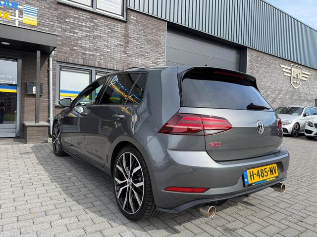 Volkswagen GOLF 2.0 TSI GTI Performance | 3/6/12MND GARANTIE | PANO | LED | ACC | TREKHAAK | NAVI | STOELVERW. |