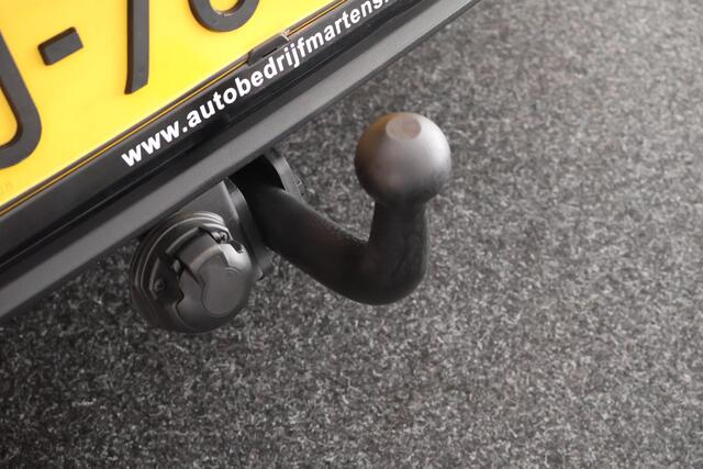 Volkswagen GOLF 1.4 TSI 204pk PHEV GTE Trekhaak LED ACC Navigatie Parkeersensoren