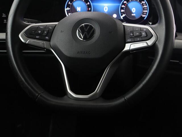 Volkswagen GOLF Variant 1.5 eTSI Life Business | Trekhaak | Camera | Stoelverwarming | Apple Carplay |