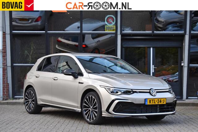Volkswagen GOLF 1.5 eTSI R-Line ACC DCC Carplay Camera Sfeer Trekhaak