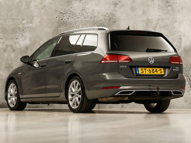 Volkswagen GOLF Variant 1.5 TSI Highline 150Pk Automaat (VIRTUAL COCKPIT, APPLE CARPLAY, ALCANTARA, CAMERA, TREKHAAK, SPORTSTOELEN, GETINT GLAS, ADAPTIVE CRUISE, TREKHAAK, NIEUWSTAAT)