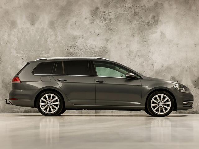 Volkswagen GOLF Variant 1.5 TSI Highline 150Pk Automaat (VIRTUAL COCKPIT, APPLE CARPLAY, ALCANTARA, CAMERA, TREKHAAK, SPORTSTOELEN, GETINT GLAS, ADAPTIVE CRUISE, TREKHAAK, NIEUWSTAAT)