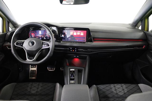 Volkswagen GOLF 1.5 eTSI R-Line Business+ 160 PK | Virtual Cockp. | Dab | Camera | Carplay