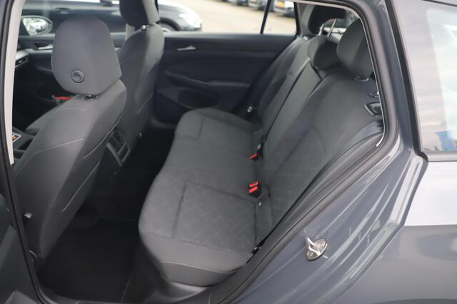 Volkswagen GOLF Variant 1.0 TSI Life 18 inch R-Line Look Velgen Virtual Cockpit Navigatie Sfeerverlichting Carplay Android Adaptive Cruise Parkeersensor