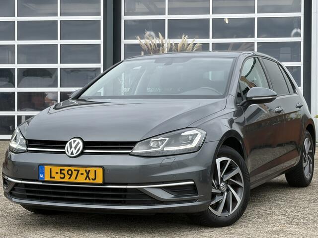 Volkswagen GOLF 1.0 TSI Comfortline Business 110pk DSG | Virtual Cockpit | Apple Carplay/Android Auto | Cruise control adaptief | Dab | LED koplampen | Navigatiesysteem full map | Voorstoelen verwarmd | Perfect onderhouden!