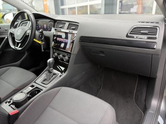 Volkswagen GOLF 1.0 TSI Comfortline Business 110pk DSG | Virtual Cockpit | Apple Carplay/Android Auto | Cruise control adaptief | Dab | LED koplampen | Navigatiesysteem full map | Voorstoelen verwarmd | Perfect onderhouden!