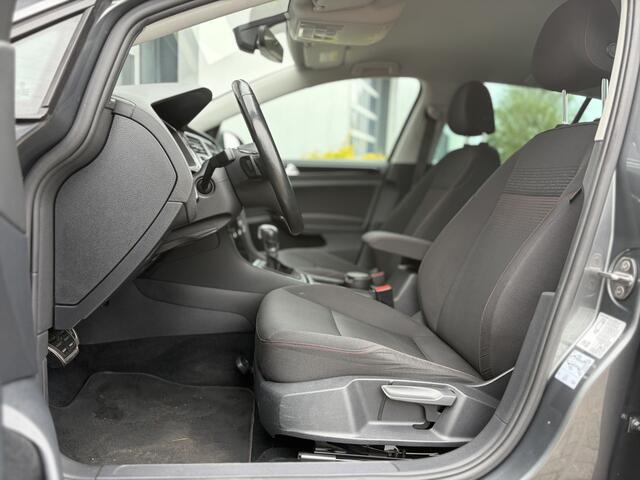 Volkswagen GOLF 1.0 TSI Comfortline Business 110pk DSG | Virtual Cockpit | Apple Carplay/Android Auto | Cruise control adaptief | Dab | LED koplampen | Navigatiesysteem full map | Voorstoelen verwarmd | Perfect onderhouden!