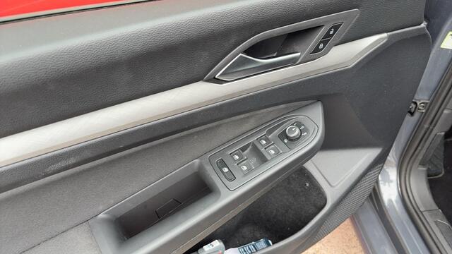 Volkswagen GOLF 1.0 TSI Life LESAUTO / FULL LED / CARPLAY / SFEER / CLIMA / PDC / BLUETOOTH / ACC / NL-AUTO