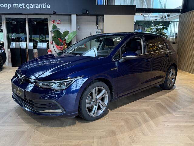 Volkswagen GOLF 1.5 TSI R-Line HEAD UP DISPLAY | NAVIGATIE | GEHEUGEN STOELEN