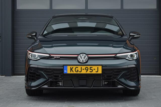 Volkswagen GOLF 2.0 TSI GTI Clubsport Edition 50 325pk | Panoramadak