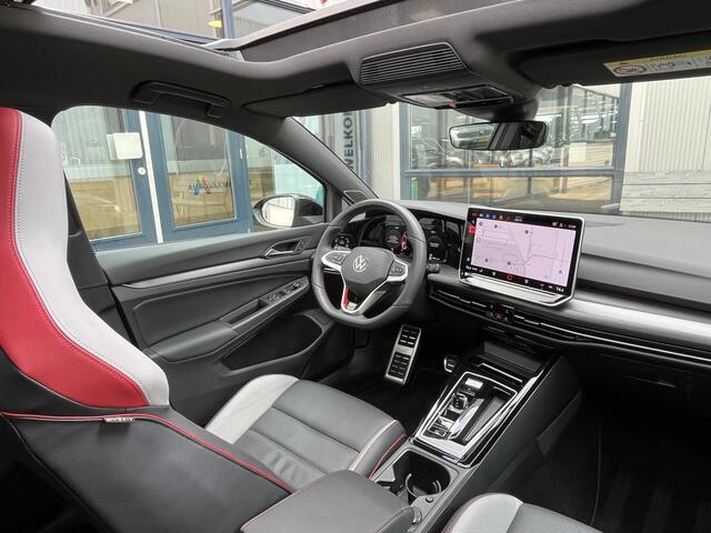 Volkswagen GOLF 2.0 TSI GTI Clubsport | Pano.Dak/Head-Up/Winter-Pakket/Akrapovic Uitlaatsysteem/Apple CarPlay-Android Auto