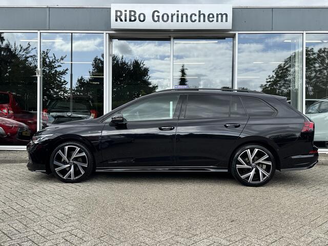 Volkswagen GOLF Variant 1.5 eTSI R-Line Business+ *Panorama * Trekhaak * Stoelverwarming * LED * Apple carplay *