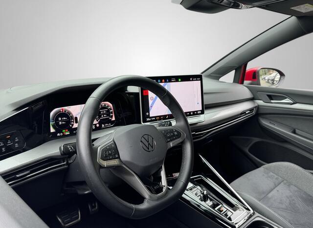 Volkswagen GOLF 1.5 eHybrid 204PK PHEV 50 JAREN EDITIE CAMERA/ALCANTARA/TREKHAAK/HEAD-UP