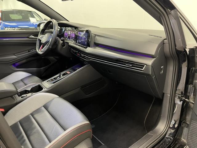 Volkswagen GOLF 2.0 TSI GTI Performance LEDER / PANODAK / 19"INCH / ELEC.TREKH. /