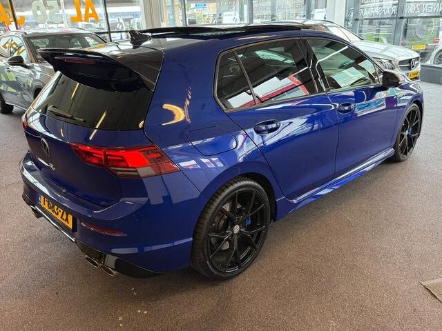 Volkswagen GOLF 2.0 TSI R 4Motion | Panoramadak | Adaptief onderstel | Stoel+Stuurverwarming | Adaptieve cruise control | Achteruitrijcamera | Lane assist | Apple carplay | Navigatie | Lapiz Blue