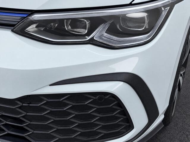 Volkswagen GOLF 1.4 eHybrid 245pk GTE · Panoramadak · Trekhaak · Apple/Android Car Play · Camera · Stoelverwarming ·