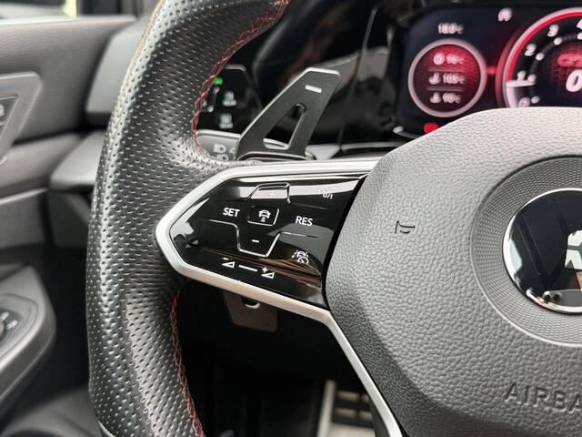 Volkswagen GOLF 2.0 TSI GTI Clubsport - 300PK - Sfeerverlichting - Apple Carplay
