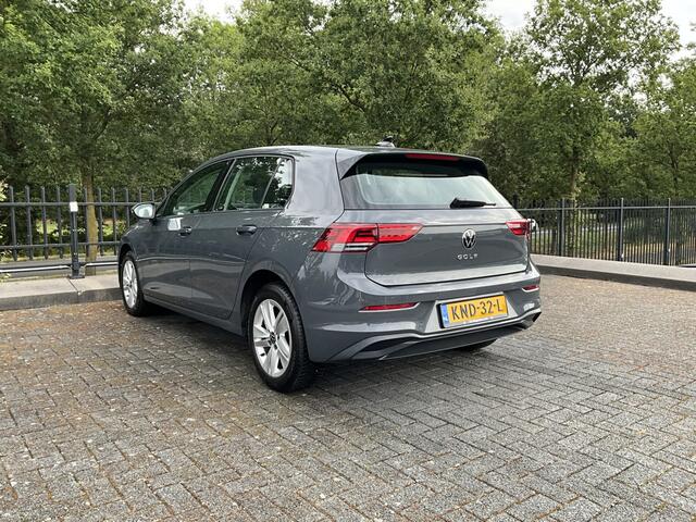 Volkswagen GOLF 1.5 TSI 131PK Life Business | LED | Stuur- stoelverw. | ACC | Climate | AppConnect | PDC