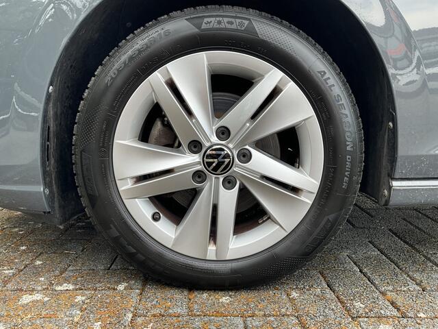 Volkswagen GOLF 1.5 TSI 131PK Life Business | LED | Stuur- stoelverw. | ACC | Climate | AppConnect | PDC