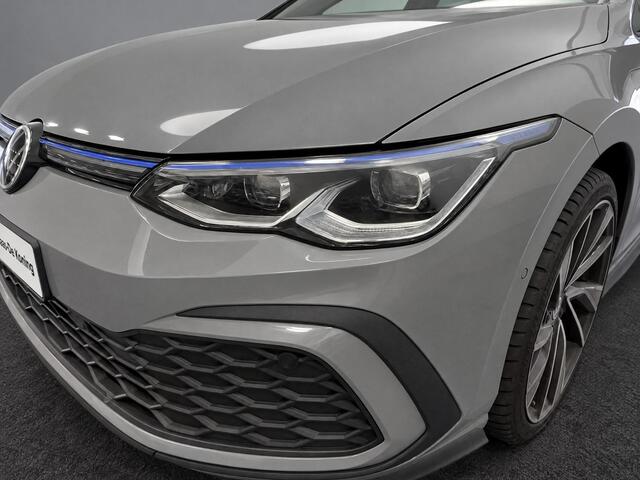 Volkswagen GOLF 1.4 eHybrid 245pk DSG GTE · Panoramadak · Camera · Head-Up Display · Inklap. Trekhaak · Apple/Android Car Play · Parkeerassistent · Garantie t/m 19-12-2026 of 100.000km