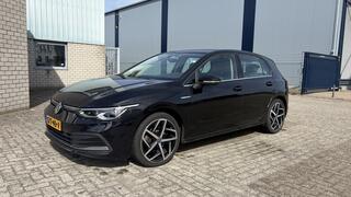 Volkswagen GOLF 1.5 eTSI Automaat allesomvattend STYLE P