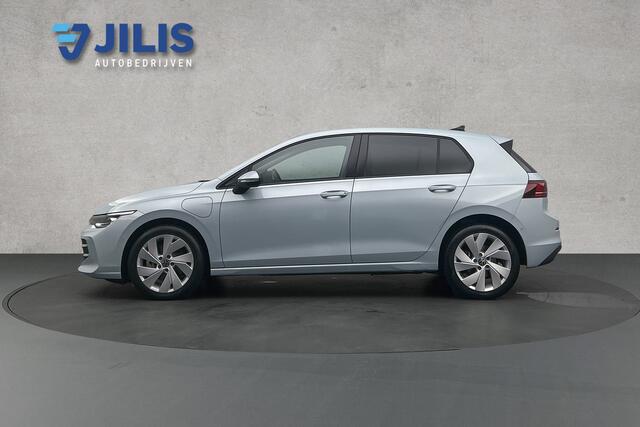 Volkswagen GOLF Life plus 1.5 TSI eHybrid | Stoelverwarming | Adaptieve cruise control | Camera