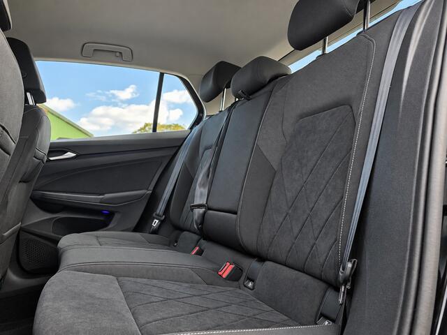 Volkswagen GOLF 1.4 eHybrid Style