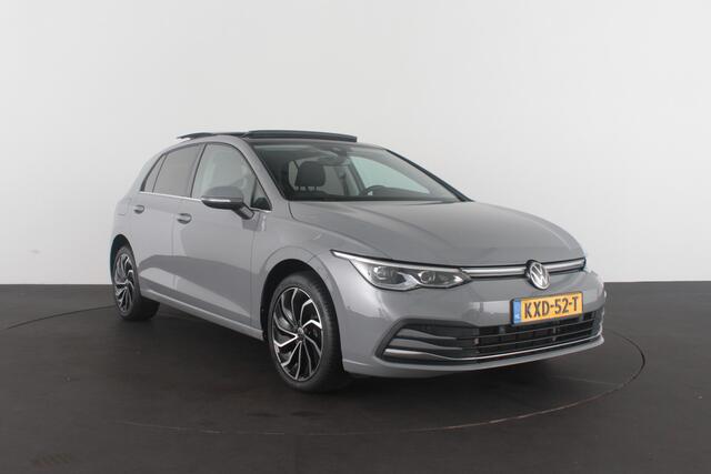 Volkswagen GOLF 1.4 eHybrid > Pano.schuifdak/Moonstone Grey/Memory/17 inch
