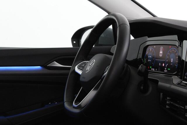 Volkswagen GOLF 1.4 eHybrid > Pano.schuifdak/Moonstone Grey/Memory/17 inch